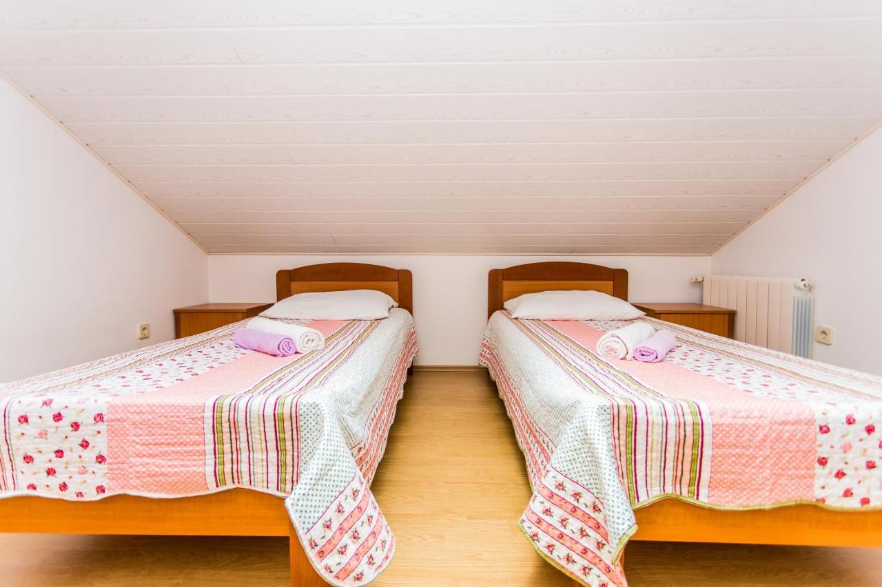 Guest House Lavanda 4 ニヴィーチェ エクステリア 写真